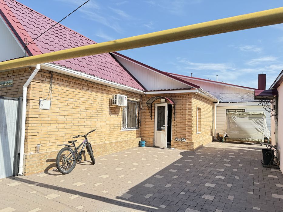 Продается дом с баней