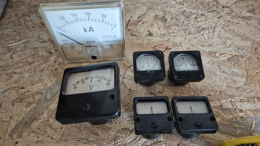 Acometre,  voltmetre , ampermetru