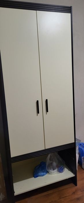 Продается шкаф в отличном состоянии