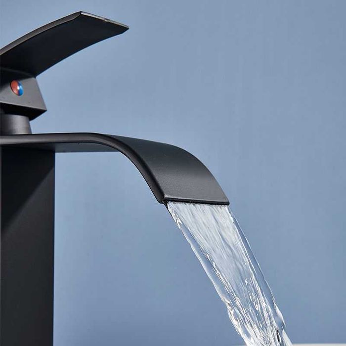 Baterie Cascada Lavoar Chiuveta Baie Bucatarie Modern Neagra Inalta