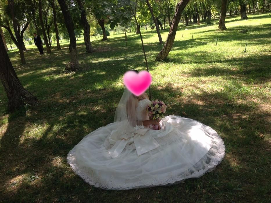 Счастливое свадебное платье всего один раз одетое привезено из италии