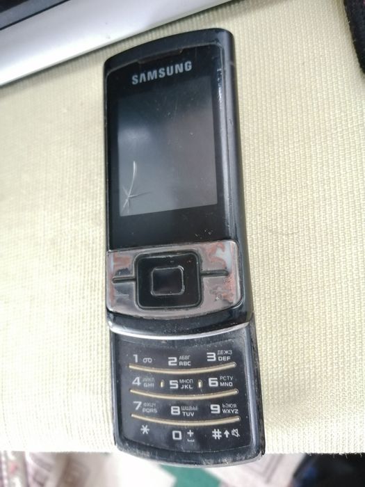 Прадаю оригинальный слайдер SAMSUNG.