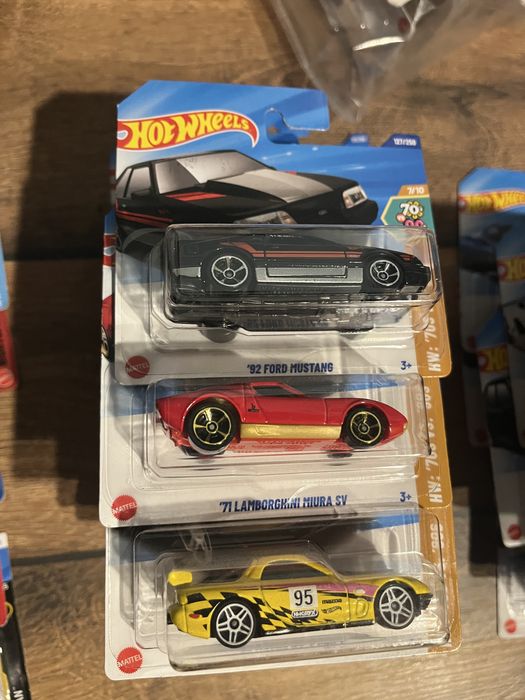 Колички hot wheels