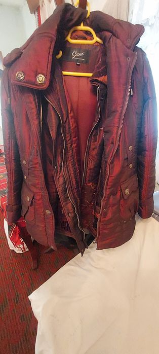 Geaca de iarna cu Gluga  Gues