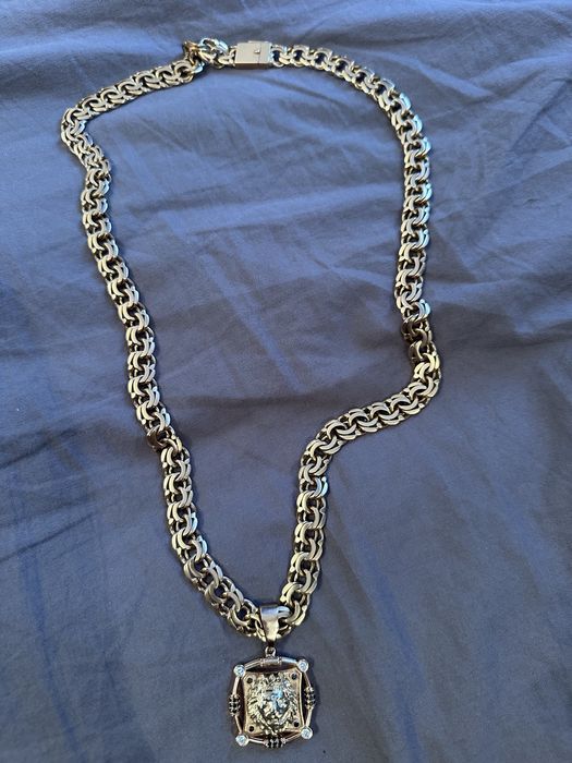 Продам золотую цепь с кулоном