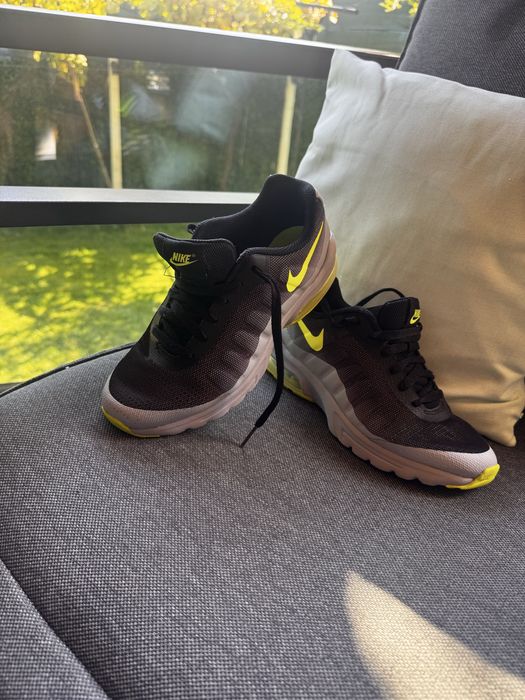 Nike Air Max Invigor / Маратонки / детски /