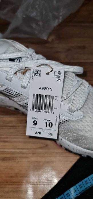 Новые оригинал кроссовки   Adidas  размер 10