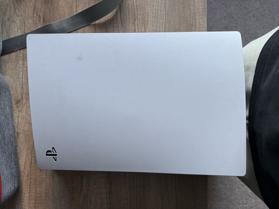 PS5 (playstation 5)