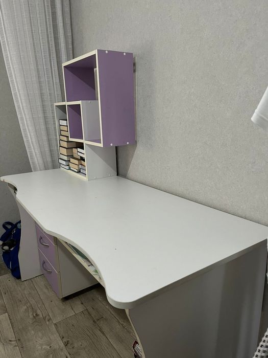Продам кровать 2× ярусную. Стол и полки