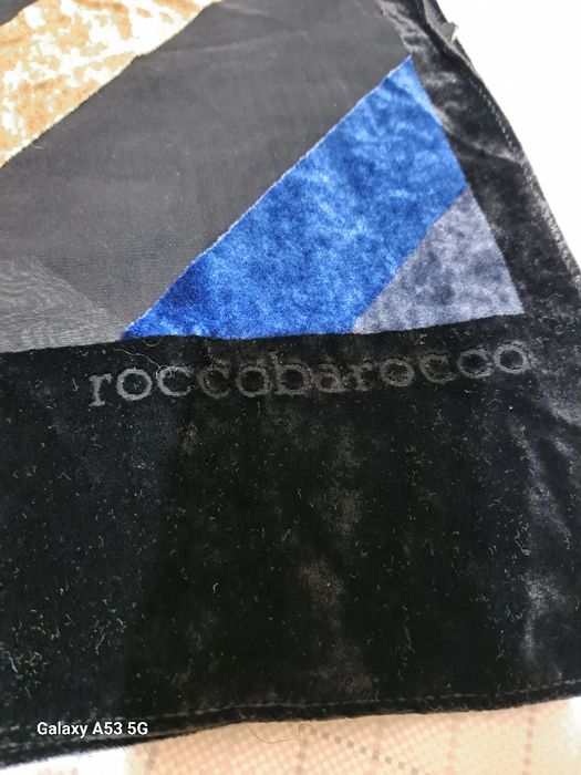 Шал Roccobarocco