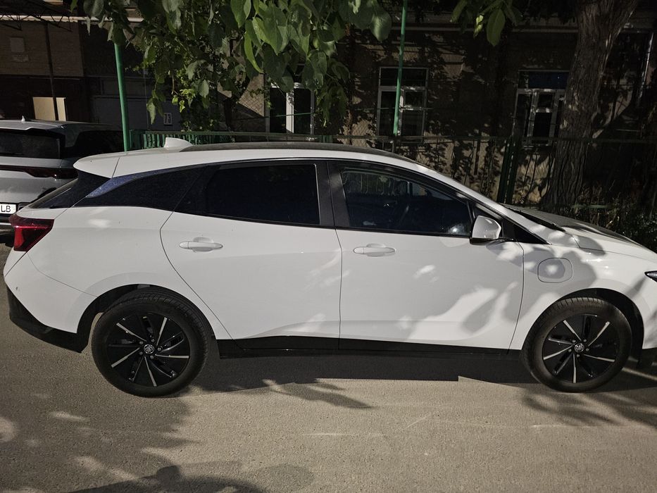 Buick Velite 6 2024 yil 430 km oq Buyuk