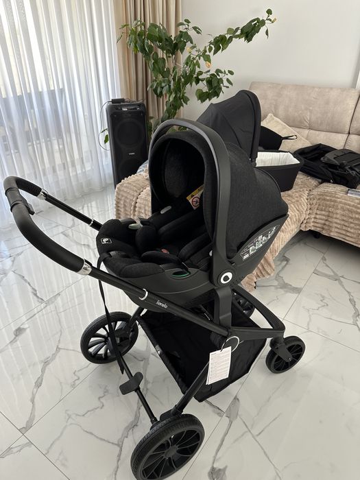 Carucior 3 in 1 Lionelo Mika Plus folosit 6 luni