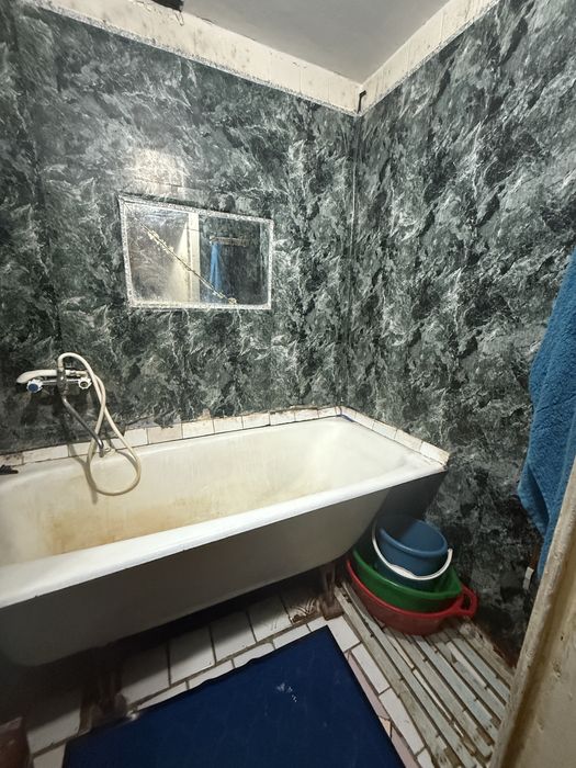 Срочно продаётся квартира Куйлюк 4 Улучшеная Планировка 2/1/4 не торец