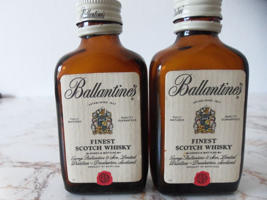 Порцеланов кувшин/каничка, Прибори за хранене.Чинии-дълбоки и плитки.