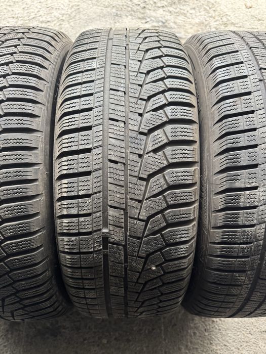 215/60/16 M+S, Set HANKOOK , stare foarte buna !