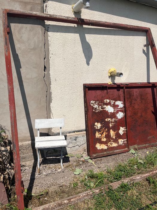 Продам гаражные ворота