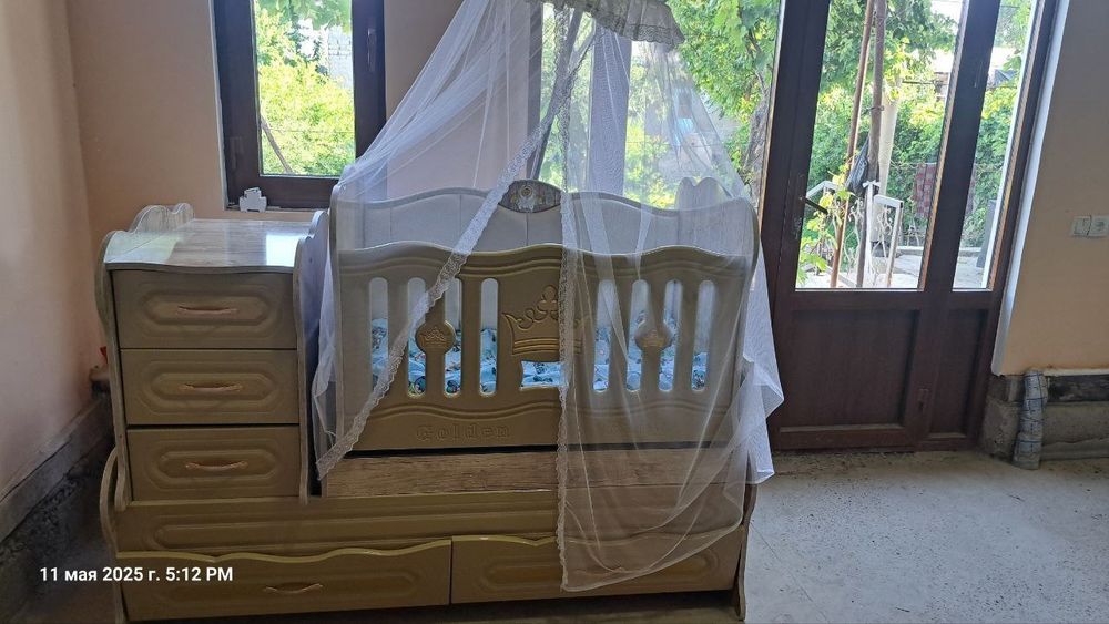 Детский крават. Холати Зур