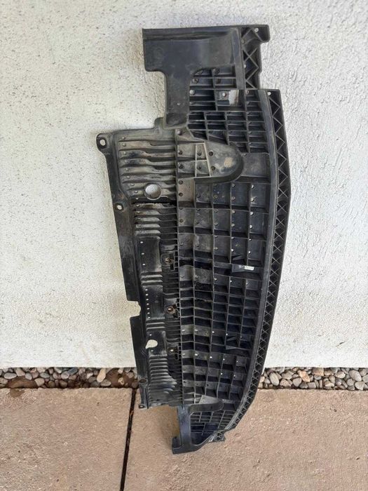 Scut inferior bară față (scut radiator) - Suzuki s-cross SX4 2017