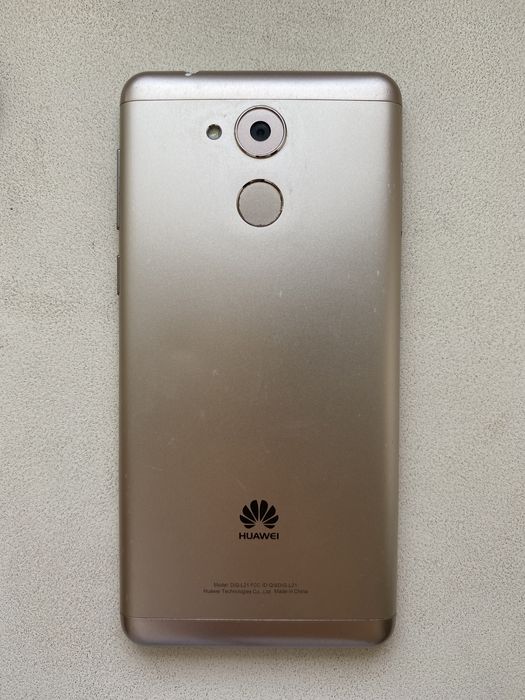 HUAWEI телефон