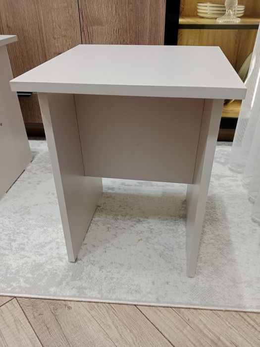 Продам табуретки 4 штуки