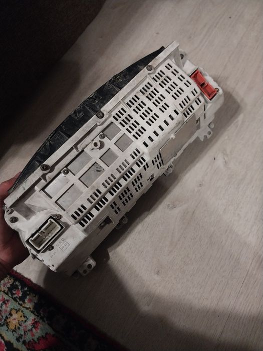 Приборная понель тайота марк2