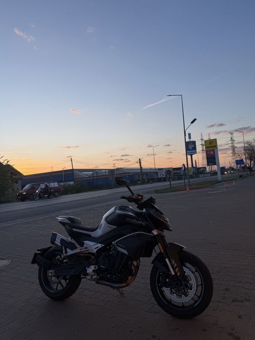 CFMOTO 800NK Limitat A2