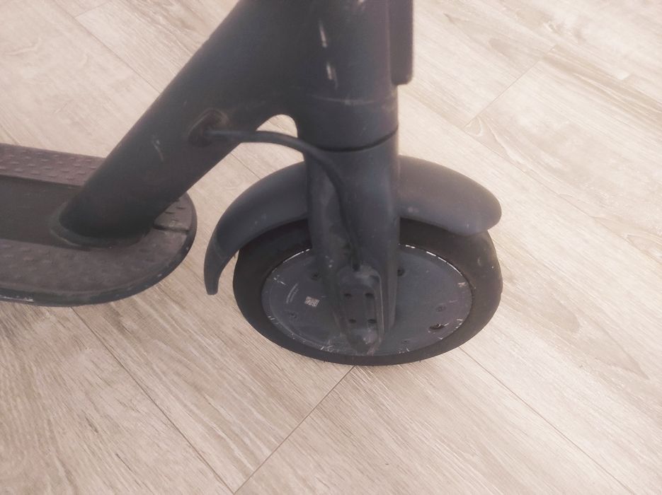 Ел. тротинетка Xiaomi Mi 1S мощност 250W изм. 30 км макс ск. 25 км