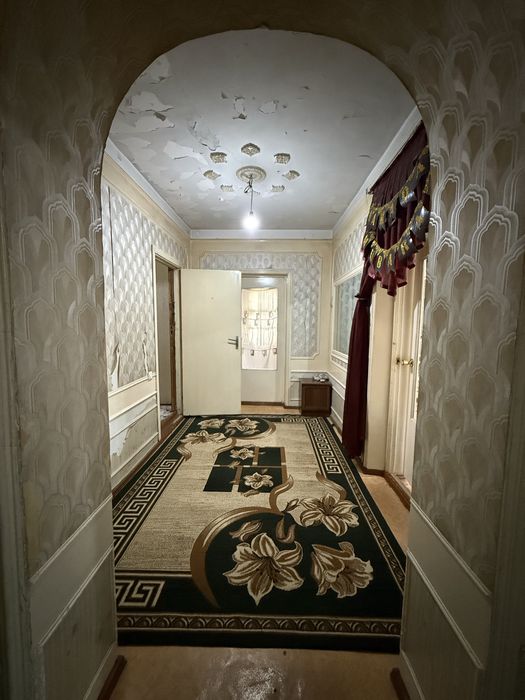 Срочно продаётся 3-х комн квартира в Сергели Строител, 3/2/9