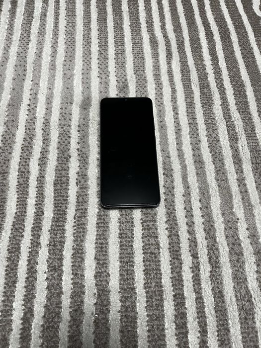 Telefon mobil ZTE Blade V40 Design