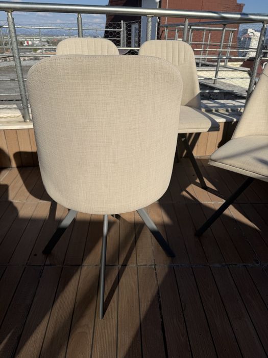 Въртящи се столове 4 бр.