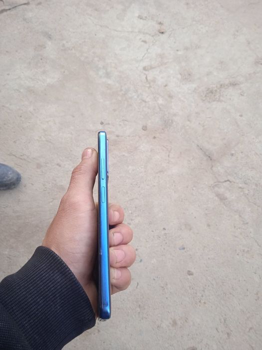 Redmi not 11 holati yaxshi 350 mig