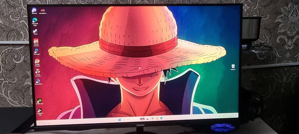 Продам монитор 24д