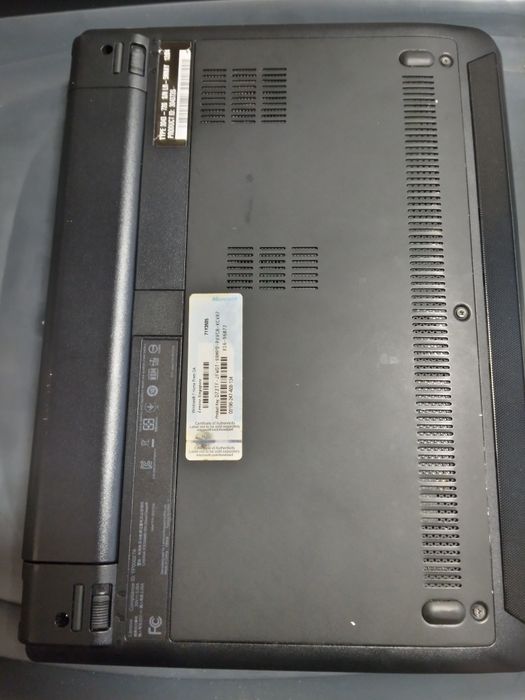 Lenovo ThinkPad Edge E120 на части