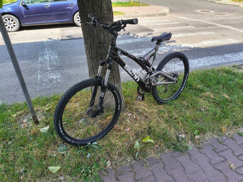 Bicicleta full suspension Sunn France (colaborare cu KTM) roti 26, cadru L