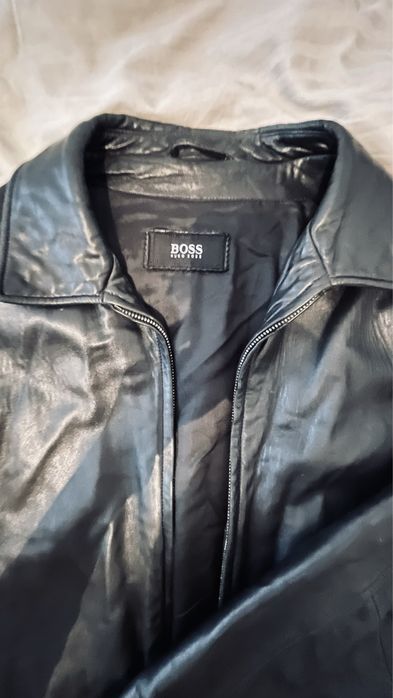 Geaca Boss barbateasca din piele