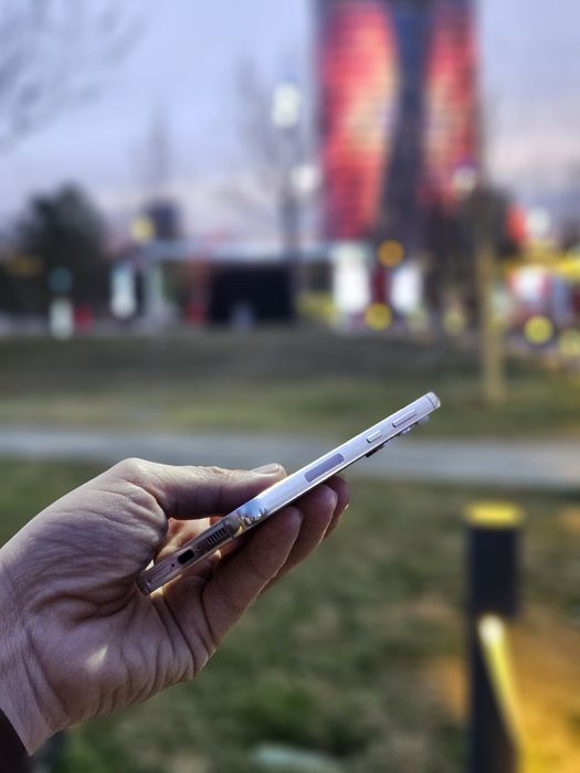 Samsung S23 sim + esim USA region 256