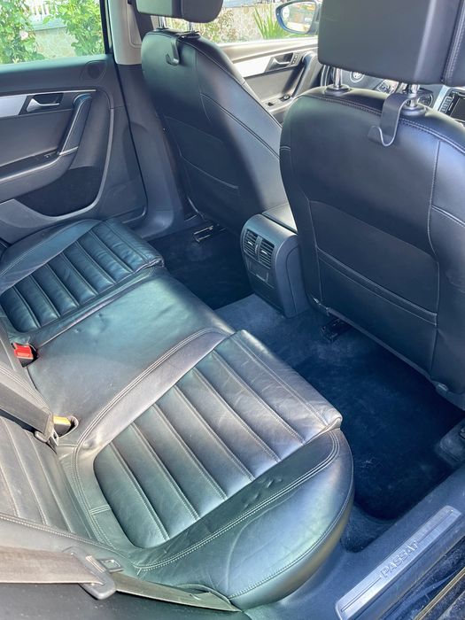 VW Passat B7 2.0 TDI 170 CP DSG 4MOTION • Piele • Navi • 285.010 km