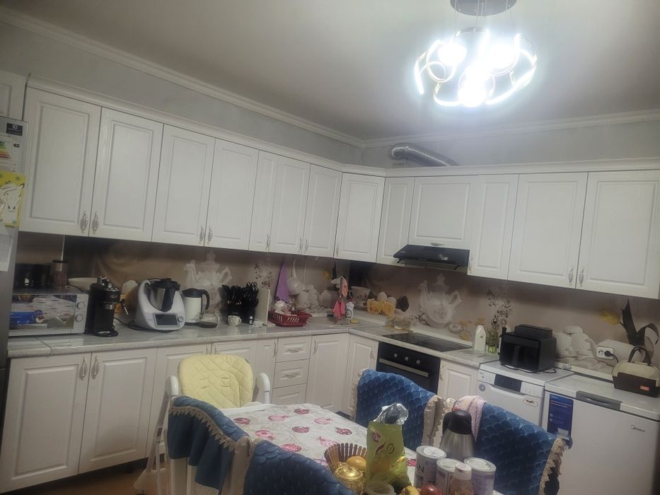 Продам кух. Гарнитур. Мдф