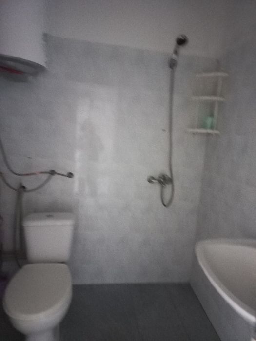 Дава се под наем Двустаен апартамент в Варна, Автогара - 75 кв.м за 408 € - Снимка #3