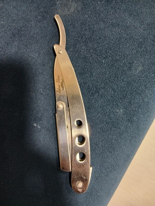 Бритва со сменными лезвиями