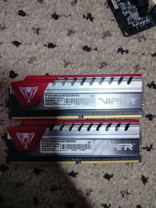 Piese PC Gaming  ( sau pc intreg )