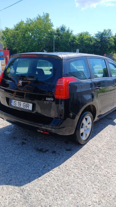 PEUGEOT 5008 0 — imagine 4