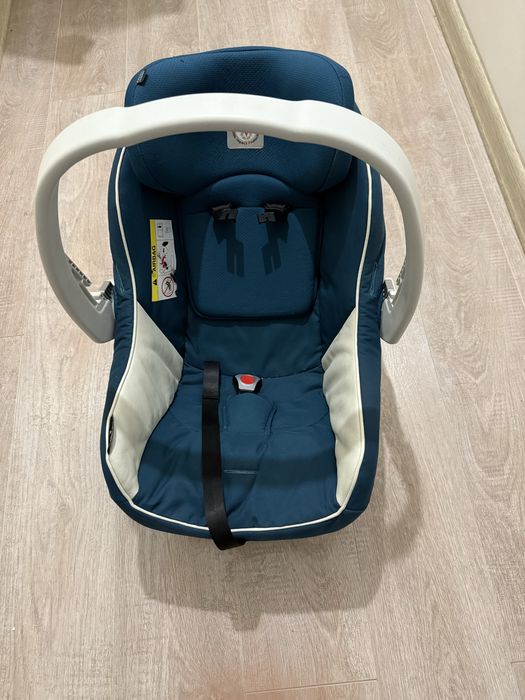 Peg Perego автокресло люлька-переноска, база Isofix. Made in Italy
