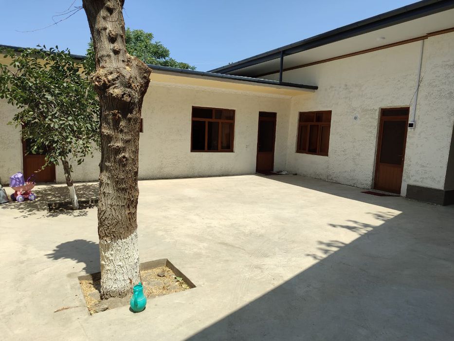 Ховлти Уй сотилади