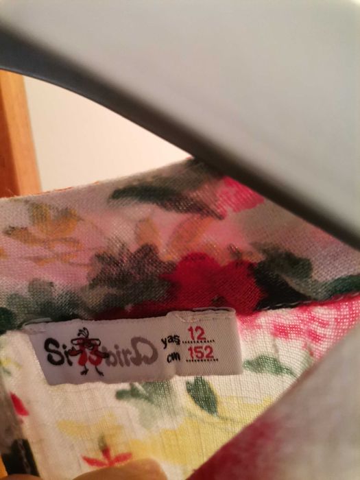 Ленена рокля на цветя, размер 152