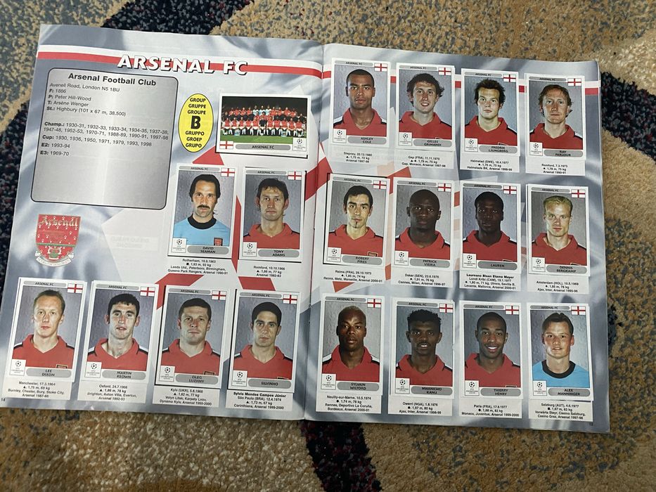 Panini Champions League 2000/2001. Album 98% complete.