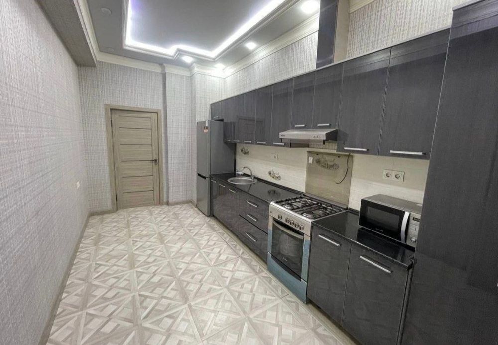 Минор метро ёнида квартира