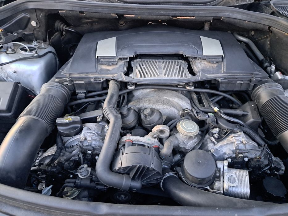 Двигател М273 Мерцедес 500 550 бензин V8 388 к.с. GL G ML S CLS E C GL
