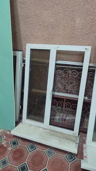 Akfa derazalar sotiladi