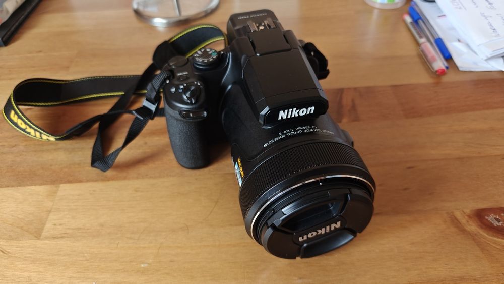 Nikon P1000 cadou frumos de Craciun